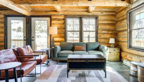 Riverfront Montana Log Cabin with Mountain Views! - Foto 5