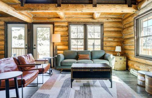 Riverfront Montana Log Cabin with Mountain Views! - Foto 5