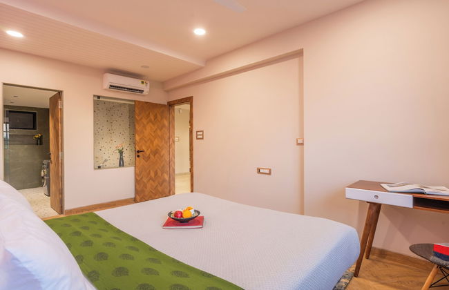 ELIVAAS Kamerios Brisa 1BHK with Jacuzzi - Photo 9