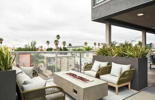 Luxury 2BD 2BA, BRAND NEW/PETS/CLOSE TO EVERYTHING/BOHO+COZY VIBES - Foto 5