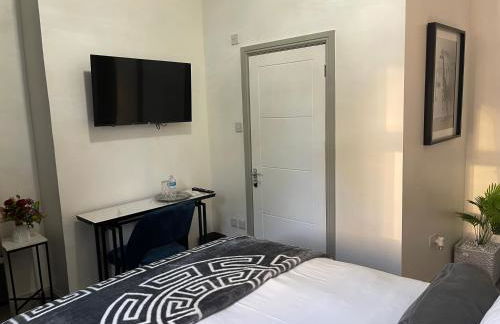 The Lux Ville, Stunning 6 Bedroom Home in London - Foto 28