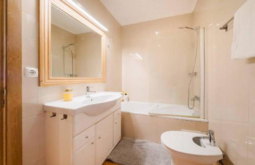 Modern 41BR with Art & Tagus River Views - Foto 32