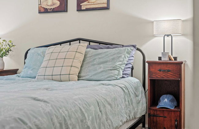 Alpine Serenity by Avantstay Beach + Lake Access Theater, Deck, Playroom - Foto 34