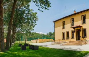 Centro Río Lobos - Photo 5