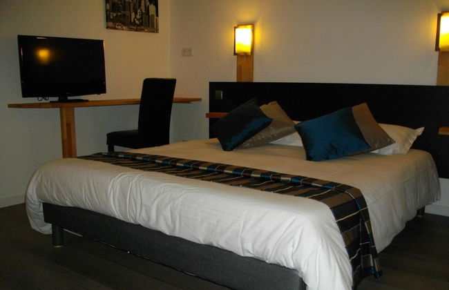 Residella House - Photo 14