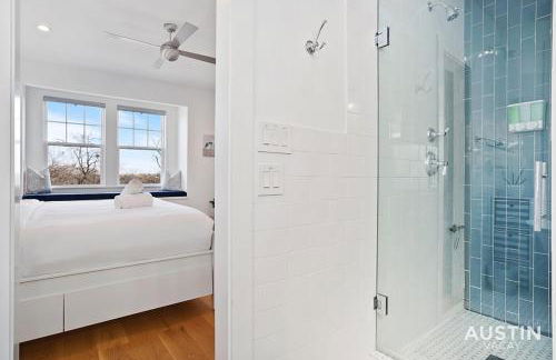 Impressive East Austin Gem Home That Has it All - Foto 42