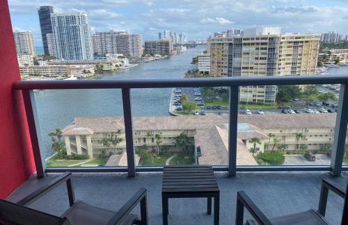 Premium Oceanview Living Full Kitchen & Miami Chic Vibes -14 A - Foto 12