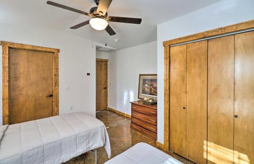 Riverfront Heaven on the White with Covered Patio! - Foto 18