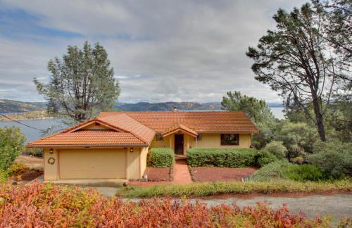 Spacious Kelseyville Home with Large Lakefront Deck! - Foto 2