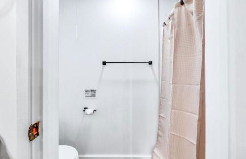 Mount Bretherton Room 8 at Mount Walker Inn - Foto 16