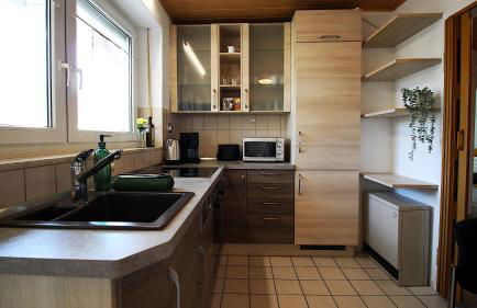 Geräumige Wohnung mit Balkon - Zentral - Kostenloses Parken - Foto 25