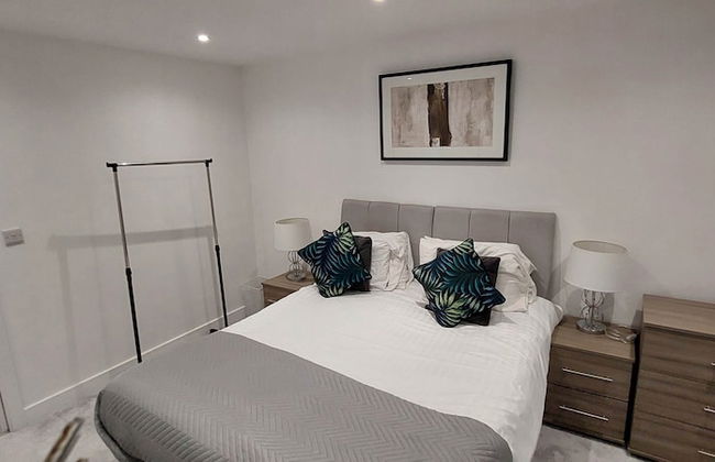 Modern 2 Bedroom Apartments - Camberley - Foto 7