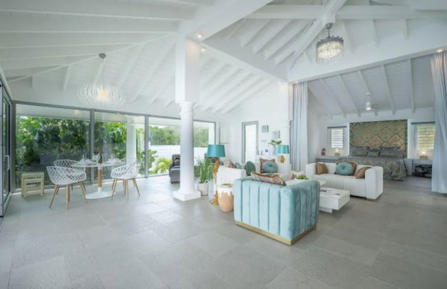 La Perla Bianca - 1 BR Beachfront Luxury Villa Offering Utmost Privacy - Foto 5