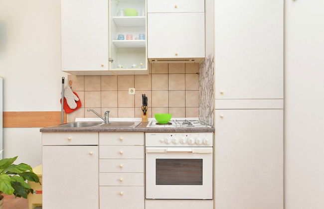 Apartment 344 - Photo 25