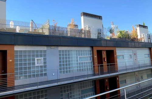 Loft con terraza, parking y piscina en verano-sebcan - Foto 4