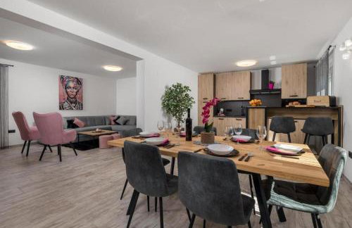 Fancy Villa Children Playground,Jacuzzi,Pool - Photo 20