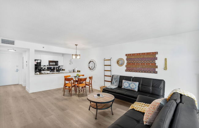 Sky High 31st Floor Condo W Parking - Foto 78