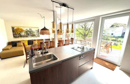 Haus am Fluss- nur 5 Minuten zum Europapark und direkt am Naturschutzgebiet - Foto 1