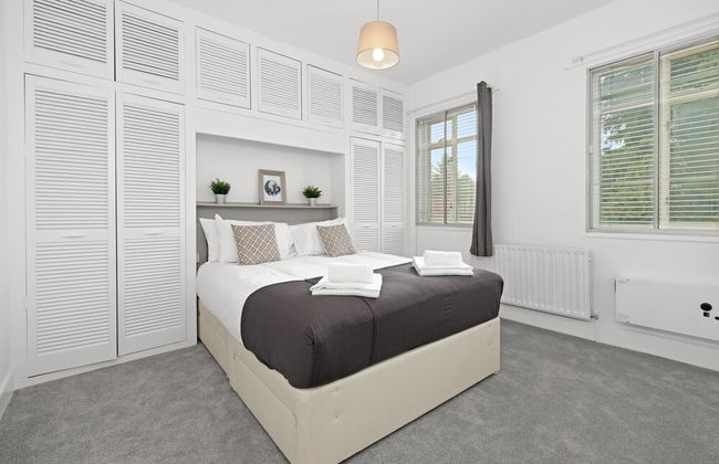 Heathrow Living Stanwell Serviced House - Foto 10