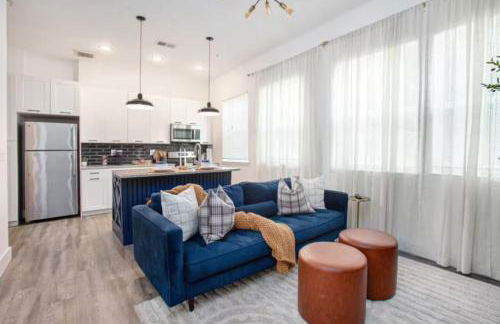 Minutes Away From Mercedes Benz Stadium,GWCC &World Cup - Foto 1