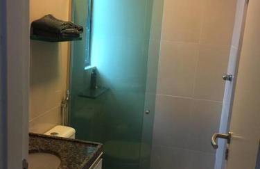 Flat 02 quartos em Boa Viagem, 2 min a pé da praia - Foto 10