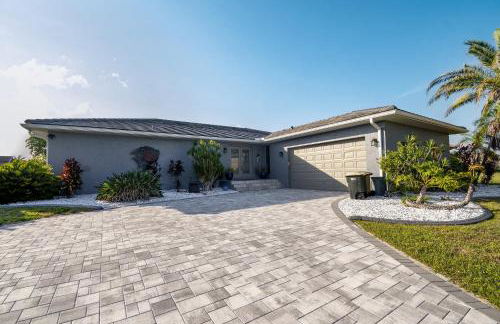 Punta Gorda Paradise 3BR with Water Views & Pool - Foto 12