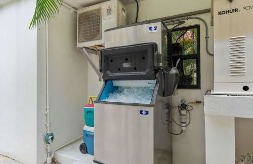 Deep Blue Waterfront Gem Pool Kayaks Dock - Foto 51