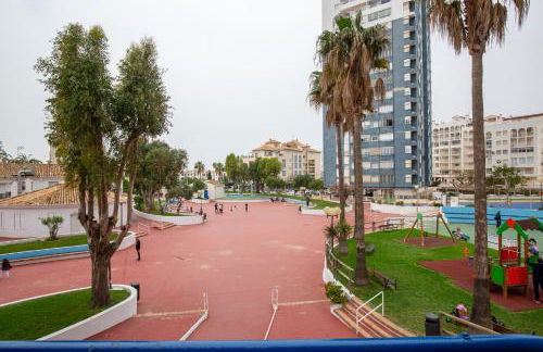 Apartamento en complejo residencial con piscina y garaje a 100m del mar - Foto 39