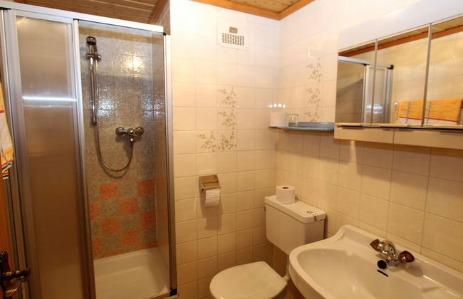 Peaceful Cottage Near Ski Area in Gmund - Photo 25