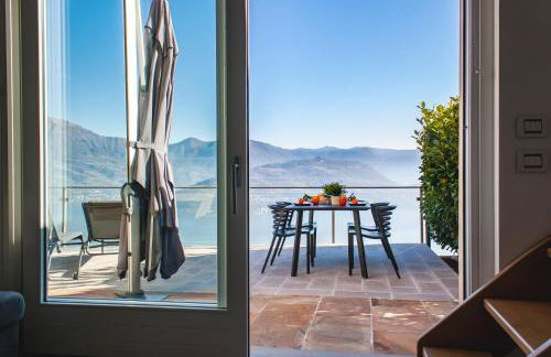 MIA ISOLA with lake view, garden and swimming pool - Photo 30