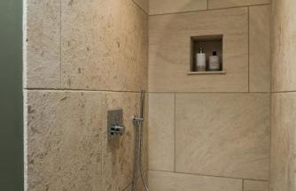 Designer Cotswold post house with external sauna - Foto 29