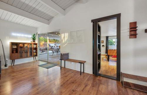 Agua Dulce - Mid Century Oasis - Pool &Hot Tub - Foto 11