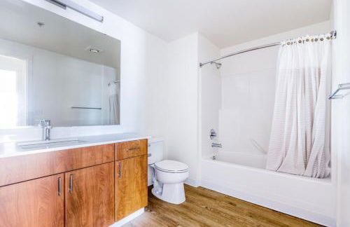 Downtown Bellevue 2BR w WD Rooftop nr all SEA-141 - Foto 16