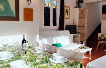 Casa con jardín a 30 metros de la playa. AT. - Foto 8