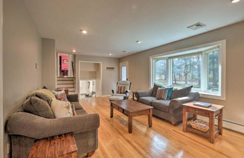 Family-Friendly Woodbury Home with Yard and Deck! - Foto 5