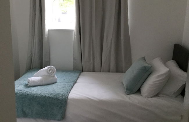 Nice 4 Bedroom near Basildon Town Center - Foto 5