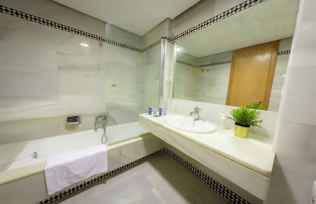 Apartamentos Puerto Almerimar - Photo 34