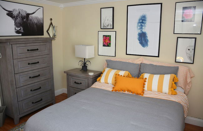 68 East Grand Ave - Photo 4