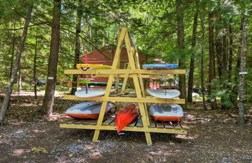 Lakefront Cabin Woodstove, Firepit and Ice Fishing! - Foto 33