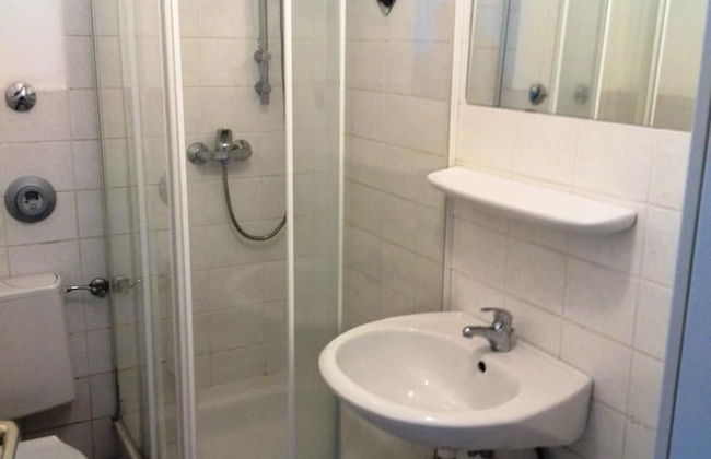 Big Apartments - Photo 50