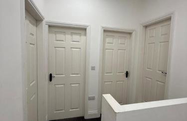 ResiLets - 1st Floor Plessey Road Apt - Foto 9