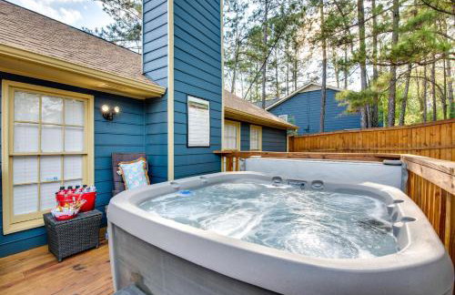 4 Mi to Airport: Atlanta Home w/ Deck & Hot Tub - Foto 27