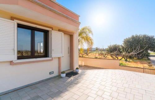 Intera villa ad uso esclusivo con 2 bagni 4 camere da letto,garage,giardino,area fitness,lavatrice,wifi - Foto 1