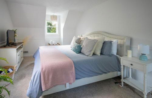 Pool and Screened Deck! Home 2 Mi to Mashpee Commons - Foto 22