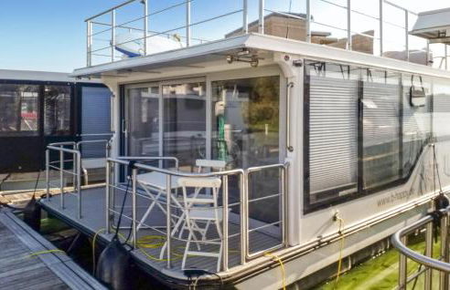 Stunning Ship In Havelsee Ot Kützkow - Foto 1