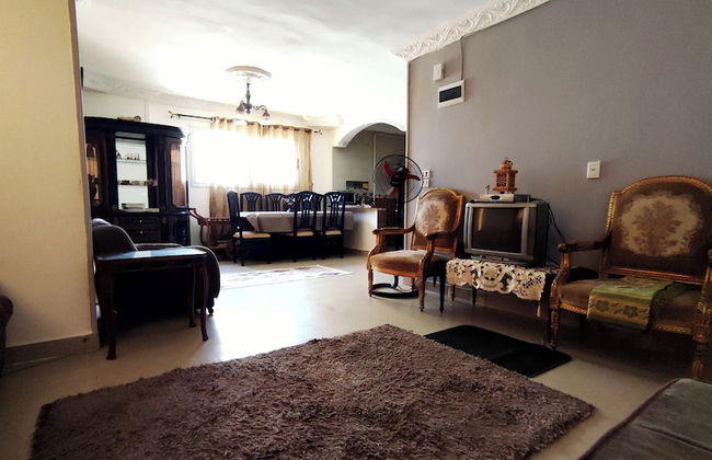Charming 3-bedroom Apartment in Alexandria With City View - Foto 19