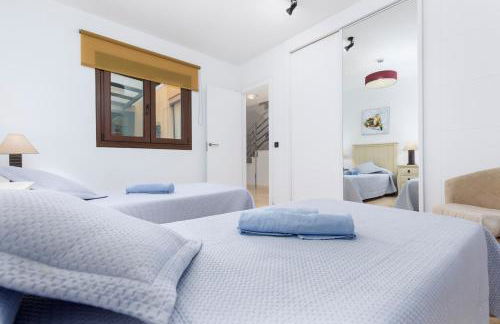 Sunset Beach 4 Bedroom Villa 200m to Beach+Fast WIFI - Photo 28