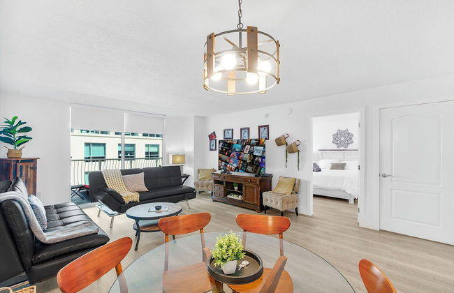 Sky High 31st Floor Condo W Parking - Foto 77