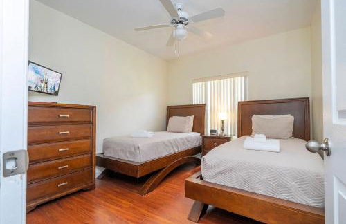 Amazing 6 bedrooms with pool - Foto 12