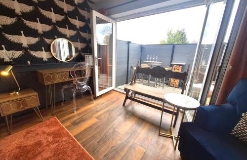 Stylish Escape With Wood-Fired Hot Tub - Foto 11